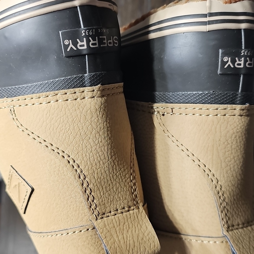 Sperry Boots - Picture 4 of 6